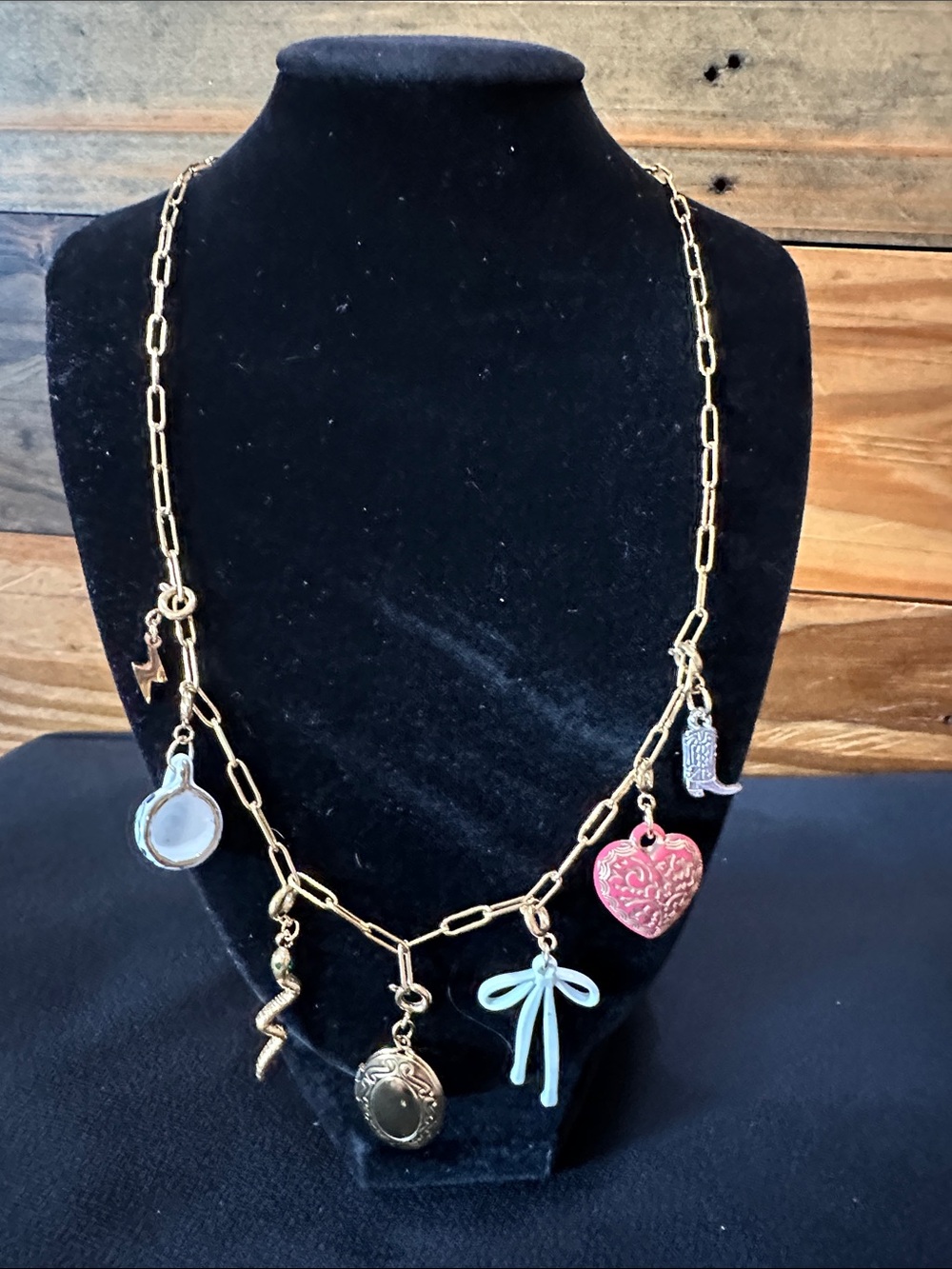 Plunder Gold-Tone Charm Necklace with Pink Heart and Light Blue Bow “crimsen”